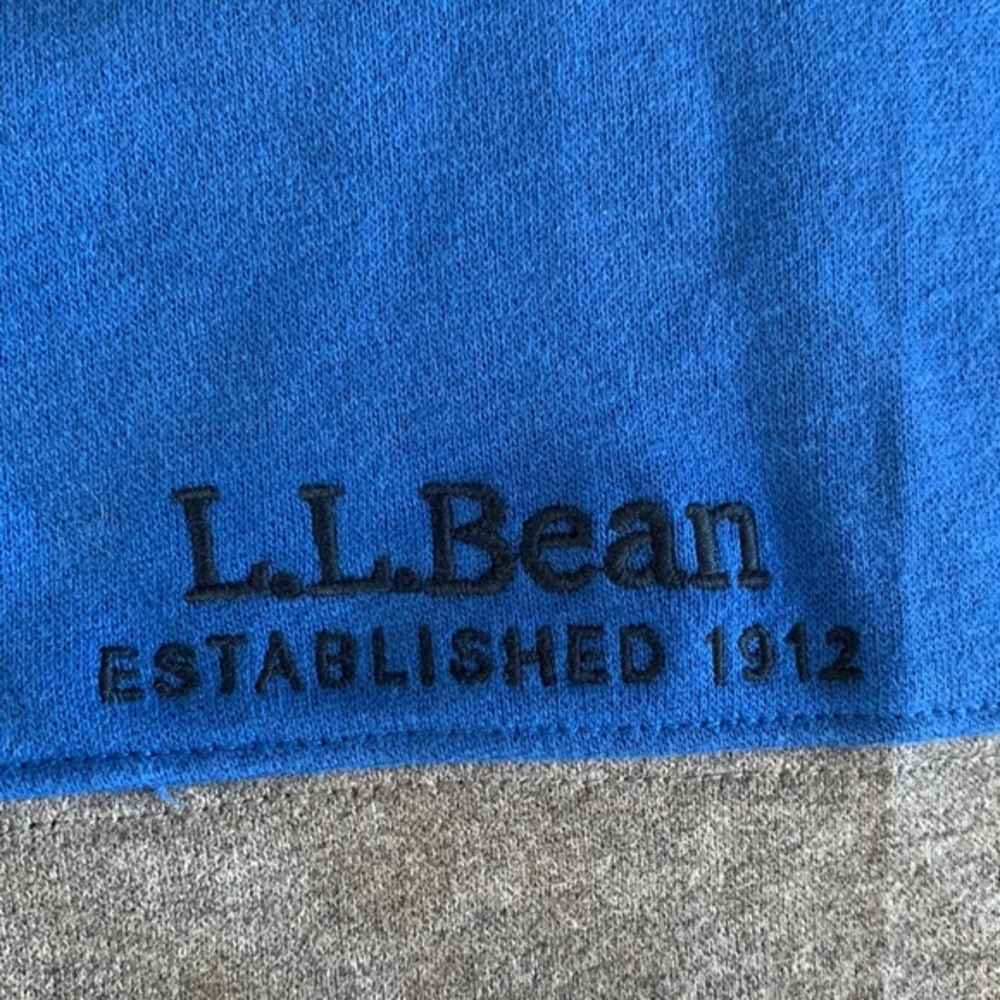 L.L. Bean Men’s M Colorblock Crewneck Sweatshirt Striped Blue & Gray - Picture 6 of 9